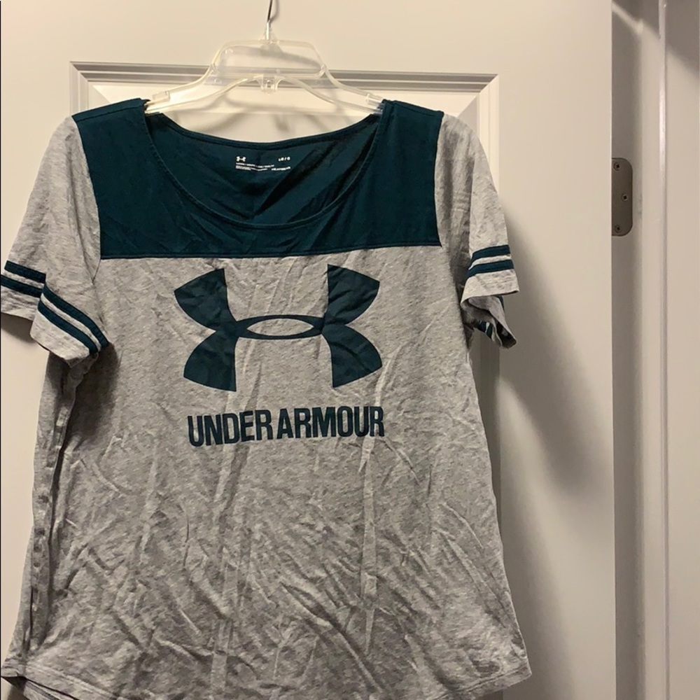 Short sleeve tee